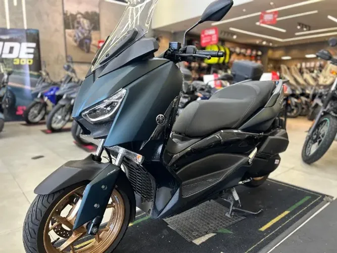 Yamaha Xmax 250 / revisada / Marcelo