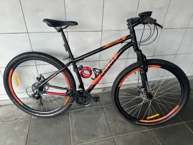 BICICLETA PROFISSIONAL CALOI ARO 29 QUADRO ALUMINIO FREIOS A DISCO SUSPENÇÃO DIANTEIRA CON