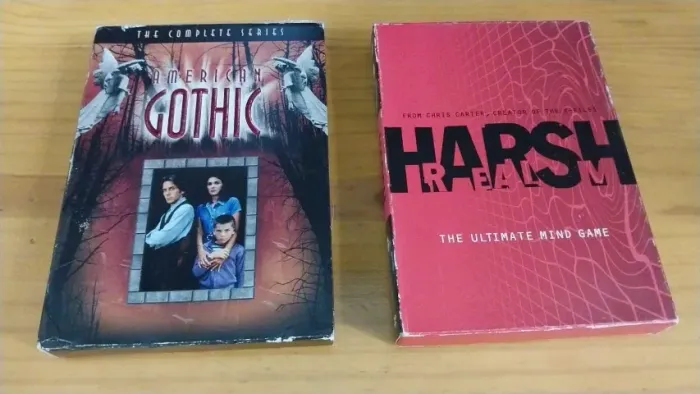 Box Séries importadas - DVDs American Gothic (Gótico Americano) e Harsh Realm (Arquivo X)