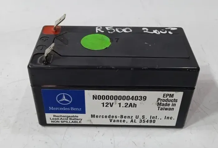Bateria Auxiliar Mercedes R500 2007 Gla 200 2019 - 12v 1.2ah - Direito