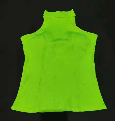 Blusa gola alta Verde Neon, com bojo