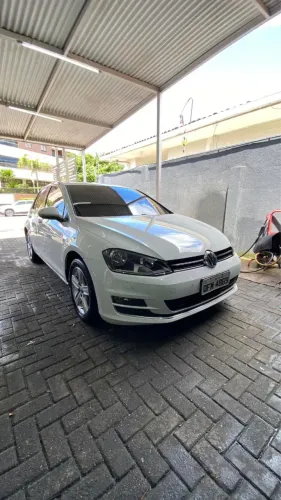 Volkswagen Golf Highline 1.4 TSI 140cv Aut. 2015