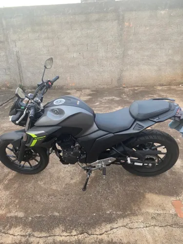 Yamaha FZ 250 2024