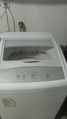 Máquina de lavar roupa Brastemp clier 6 kg em perfeito estado 