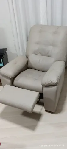 Poltrona Reclinável Confortável (faça sua oferta)
