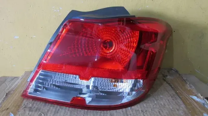 Lanterna Chevrolet Onix Cromada 2011 A 2015 L18051663