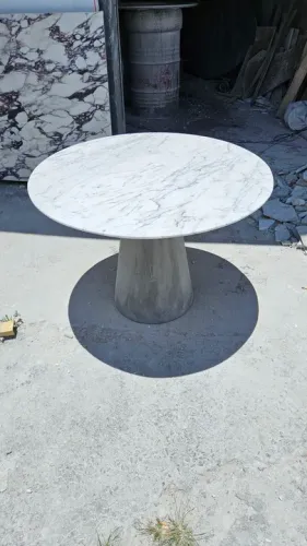 Fabricamos mesa cone + tampo redondo 110cm Carrara