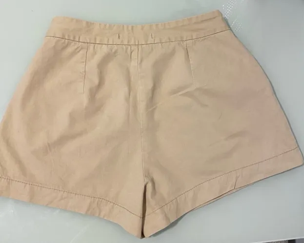 Shorts Feminino Bege