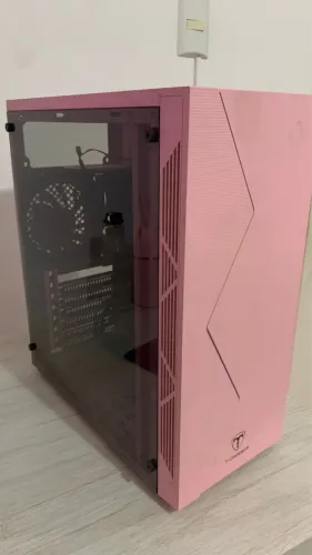Processador Ryzen, placa mãe e gabinete