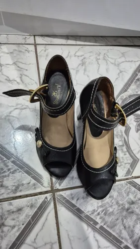 Sandálias Femininas Elegantes - Preto