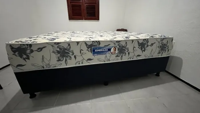 Cama box casal