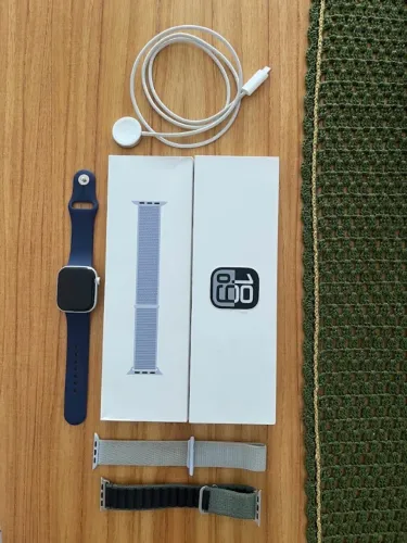 Apple Watch Series 10 (GPS + Cellular) 42mm