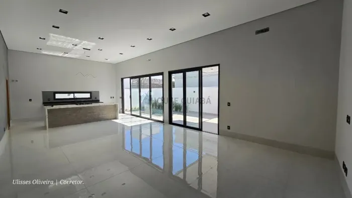 Casa Térrea no Primor das Torres com 3 suites + Closet