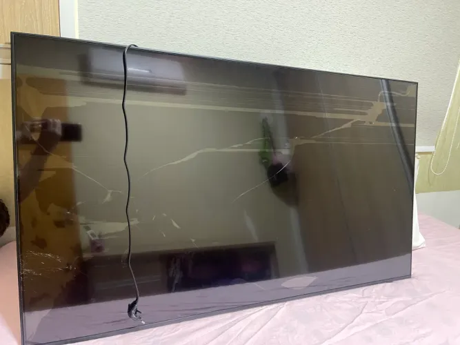 Tv Samsung 55 - com visor quebrado .