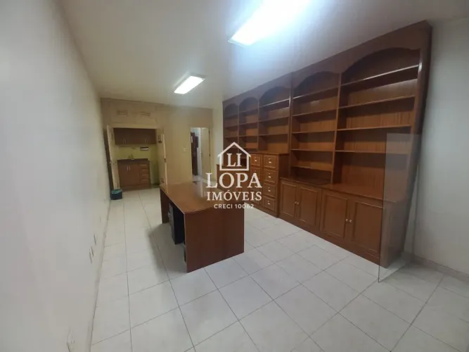 Sala Comercial com 1 banheiro, 1 copa, armários no Centro Do Rio De Janeiro