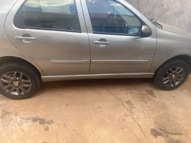 Fiat Palio 1.0 Economy Fire Flex 8V 4P 2010