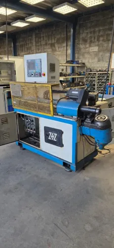 DOBRADEIRA DE ARAME E TUBO CNC / CURVADORA CNC