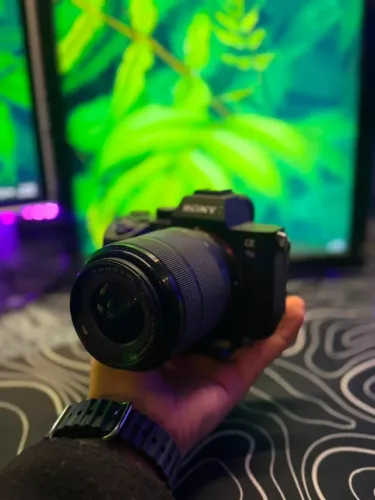 KIT Sony A7III + Lente 28 - 70 - Apenas 5 Mil cliques (Aceito Propostas)