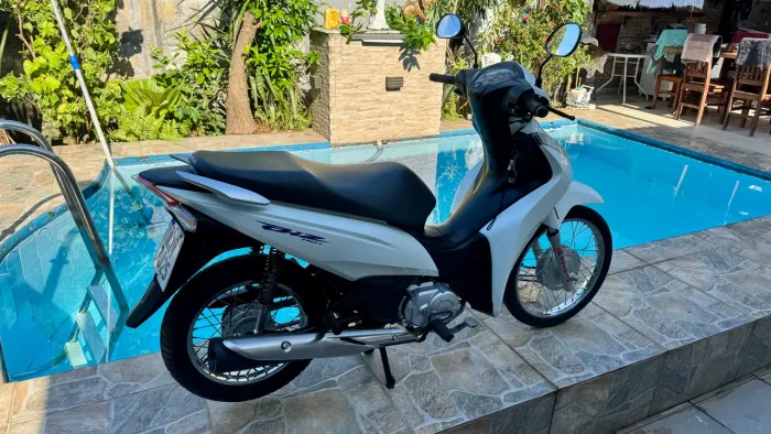 Biz 2021 Único Dono com 5.000km