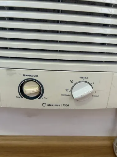 Ar condicionado de janela