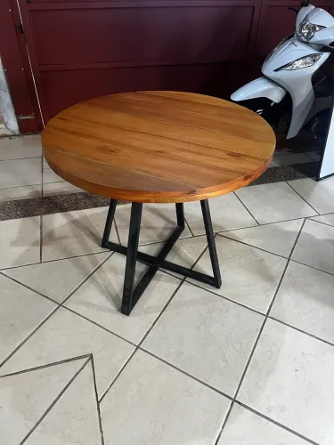Mesa madeira tratada (90cm)