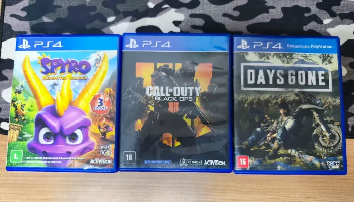 3 jogos PS4 (daysgone + Spyro + COD BO4)