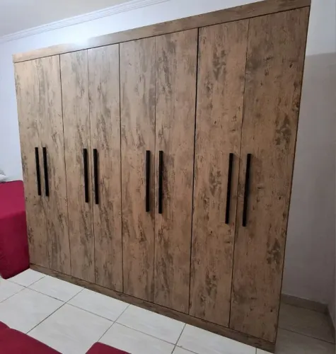 Guarda-roupa Casal 8 Portas