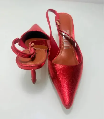 Scarpin Vermelho - SantaLolla - Tam. 37 - 80,00