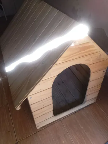 VENDE-SE UMA CASINHA PARA CACHORRO