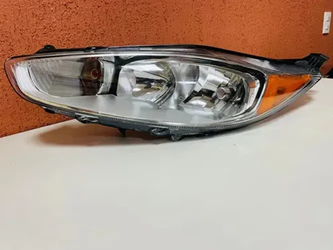 Farol New Fiesta Mexicano 2013 - 2018 L/e Esquerdo/motorista