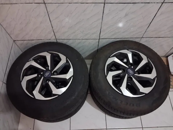 Rodas 13" 4×108 ford + pneus 175/75 r13 delmax.