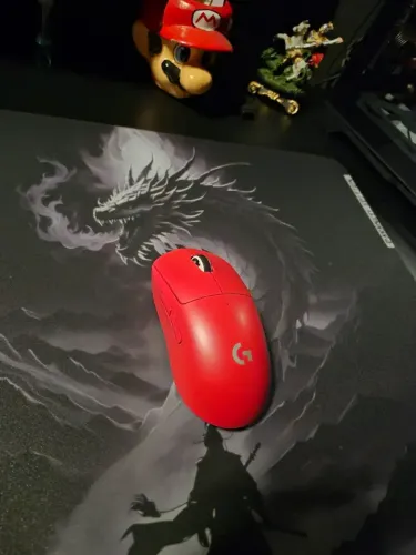 Mouse Gamer Logitech G Pro superlight Wireless Vermelho - Sem Fio
