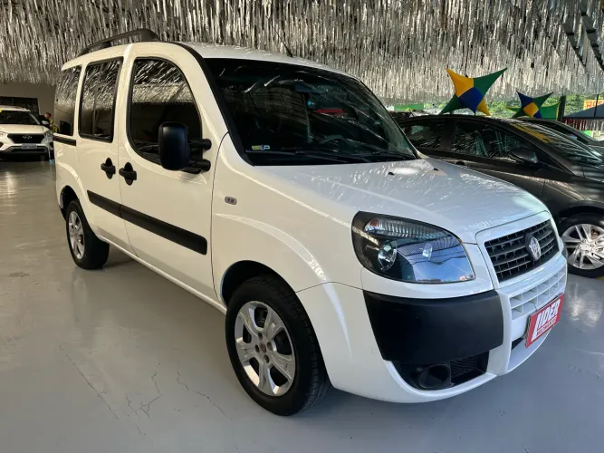 Fiat Doblo Essence 1.8 Flex 16V 5P 2021