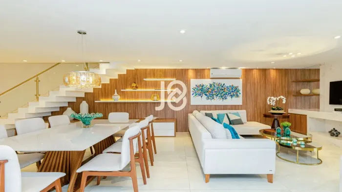 COBERTURA DUPLEX DECORADA NO MANDALA Cobertura incrível com 3 suítes agua verde
