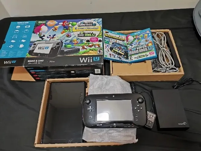 Wii U Mario & Luigi Deluxe Set 32gb CIB + HD externo
