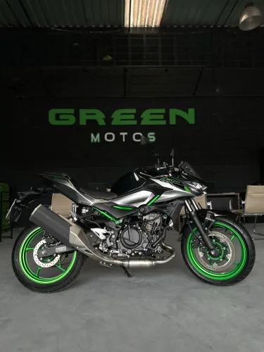 KAWASAKI Z500(GREEN MOTOS)