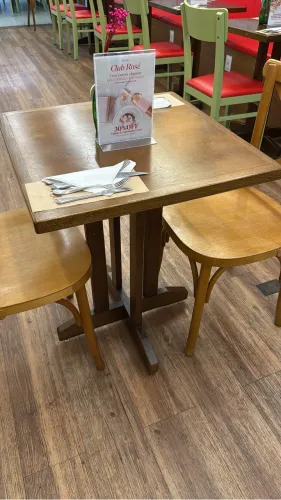 Mesa de Madeira 60x60