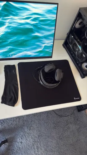 KIT GAMER: Titorion Apex control 49x42 cm + Headset Redragon Scylla + manguito gamer