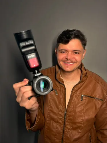Fotógrafo e Videomaker Profissional - Eventos, Batizados e Ensaios.