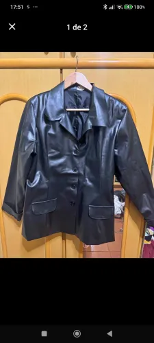 Blazer de couro sintético