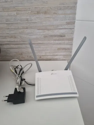 Roteador tp-link modelo TL-WR820N 300 Mbps