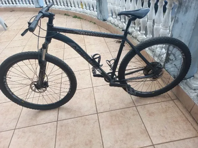 Bicicleta Absolute Nero 5 Comp Aro 29 Susp. Trava Guidão Cor Preto Tam.Quadro 21