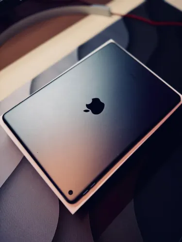 iPad 9 64GB Apple Como Novo - Pouquíssimo Uso - Com Película