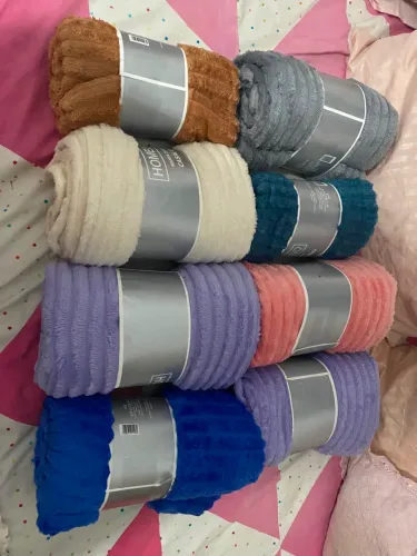 Vendo lindas mantas casal e solteiro 
