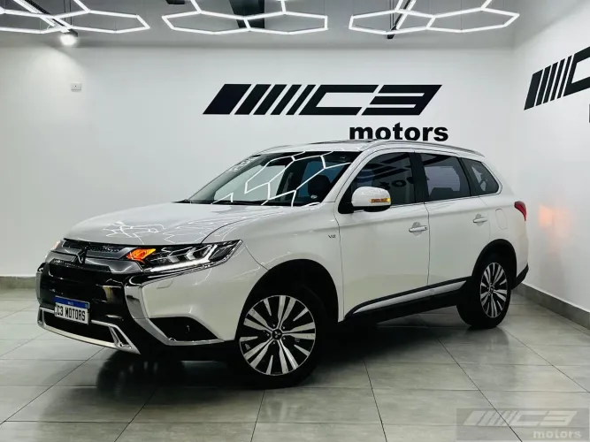 Mitsubishi Outlander HPE-S 3.0 V6 4X4 5P Aut. 2022