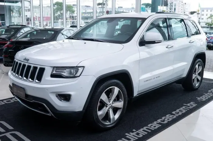 Jeep Grand Cherokee Limited 3.0 TB Dies. AUT 2015