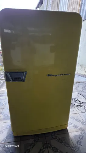 Geladeira frigidaire ano 50