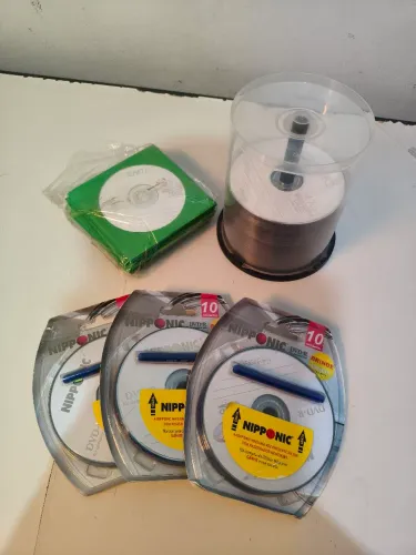 Lote Com 90 DVDs Virgens (Emtec + Nipponic) Com Estojos E Caneta
