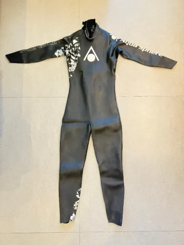 Roupa De Borracha Aquasphere Pursuit V3 Masc - Tamanho L (pouco usada)