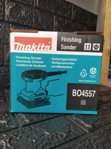 Lixadeira Orbital makita com Coletor de Pó 180W -BO4557